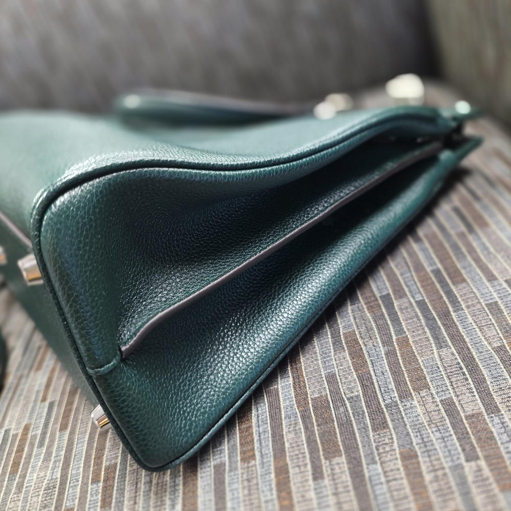 Gucci Green Satchel with Gold Hardware - Picture 9 of 16